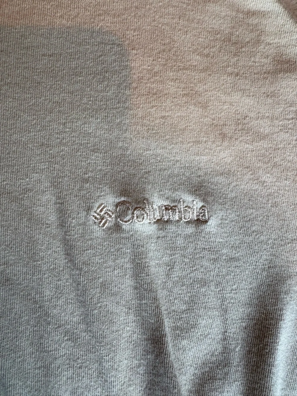Columbia Cream Crewneck Long Sleeve Top - Picture 2 of 4